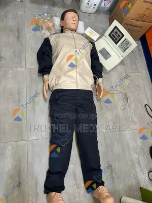 Advanced CPR Training Manikin With Monitor