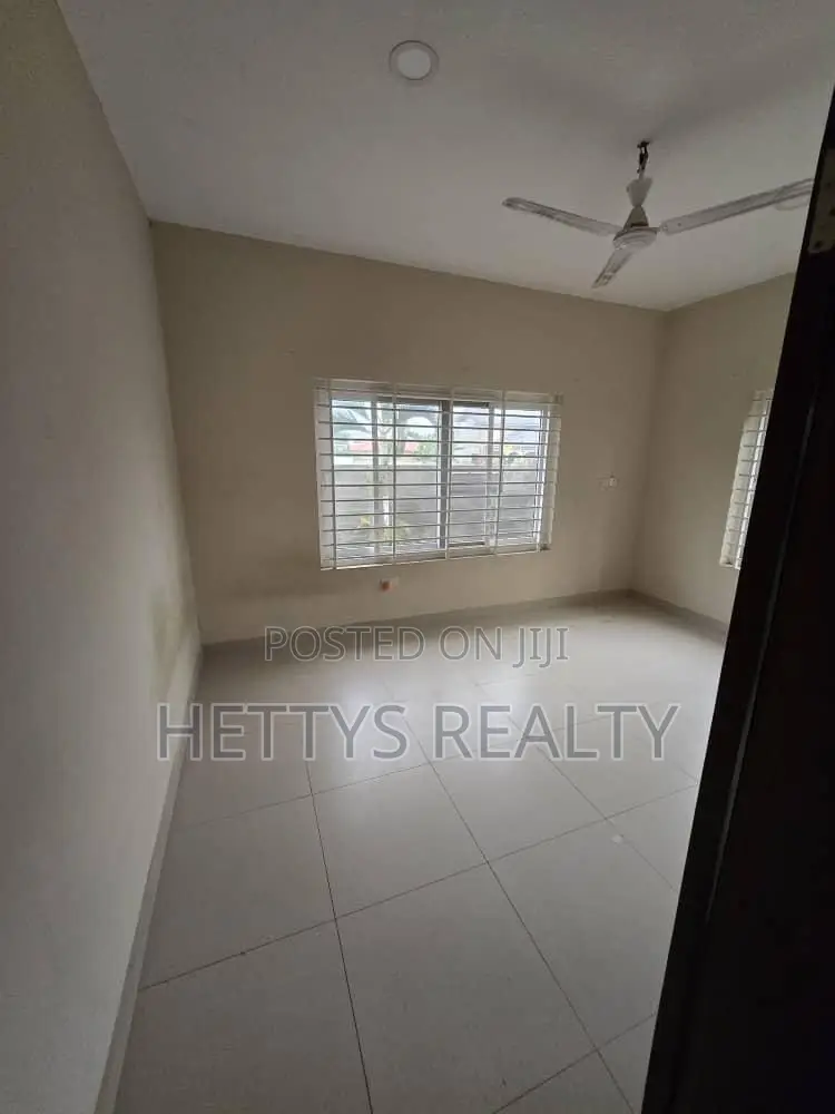 3bdrm House in Ablekuma for sale
