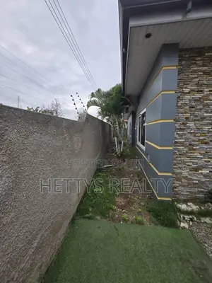 3bdrm House in Ablekuma for sale
