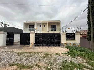 3bdrm House in Ashomang Estate for sale
