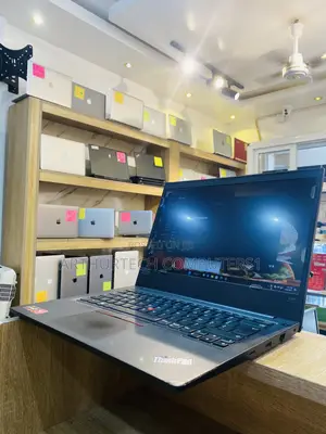 Laptop Lenovo ThinkPad E485 8GB AMD Ryzen 3 SSD 500GB