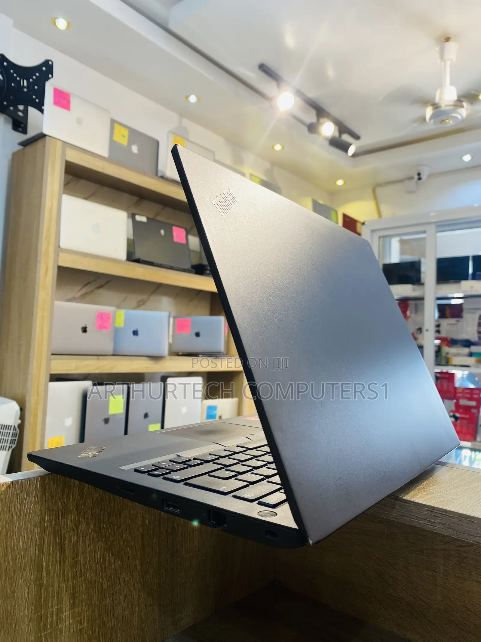 Laptop Lenovo ThinkPad E485 8GB AMD Ryzen 3 SSD 500GB