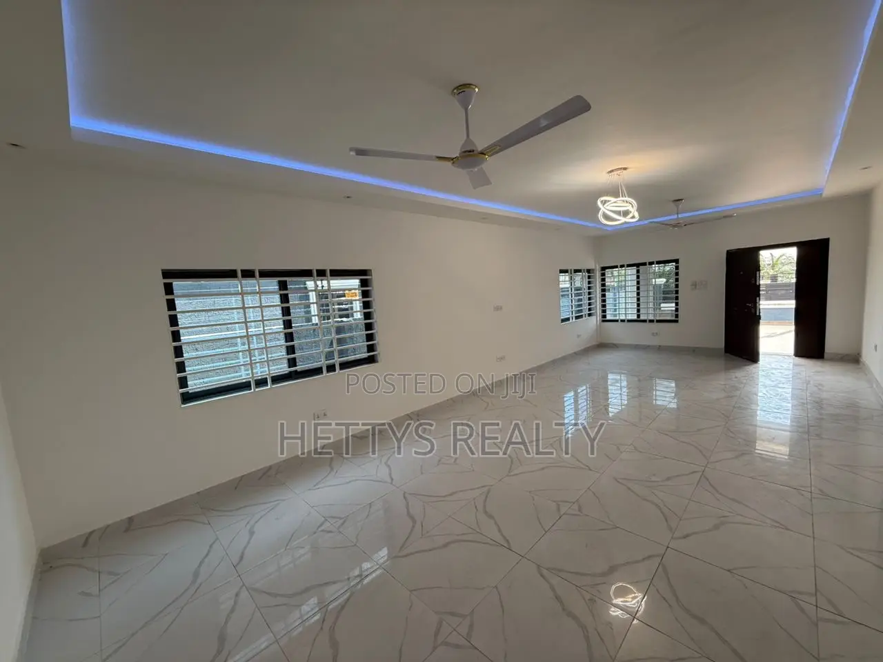 3bdrm House in Ablekuma for sale