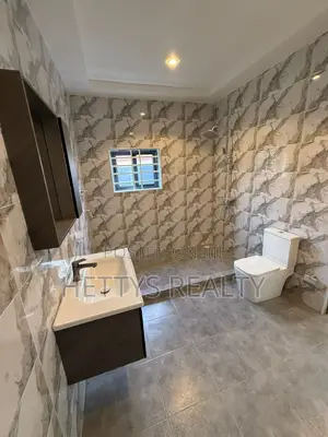 3bdrm House in Ablekuma for sale