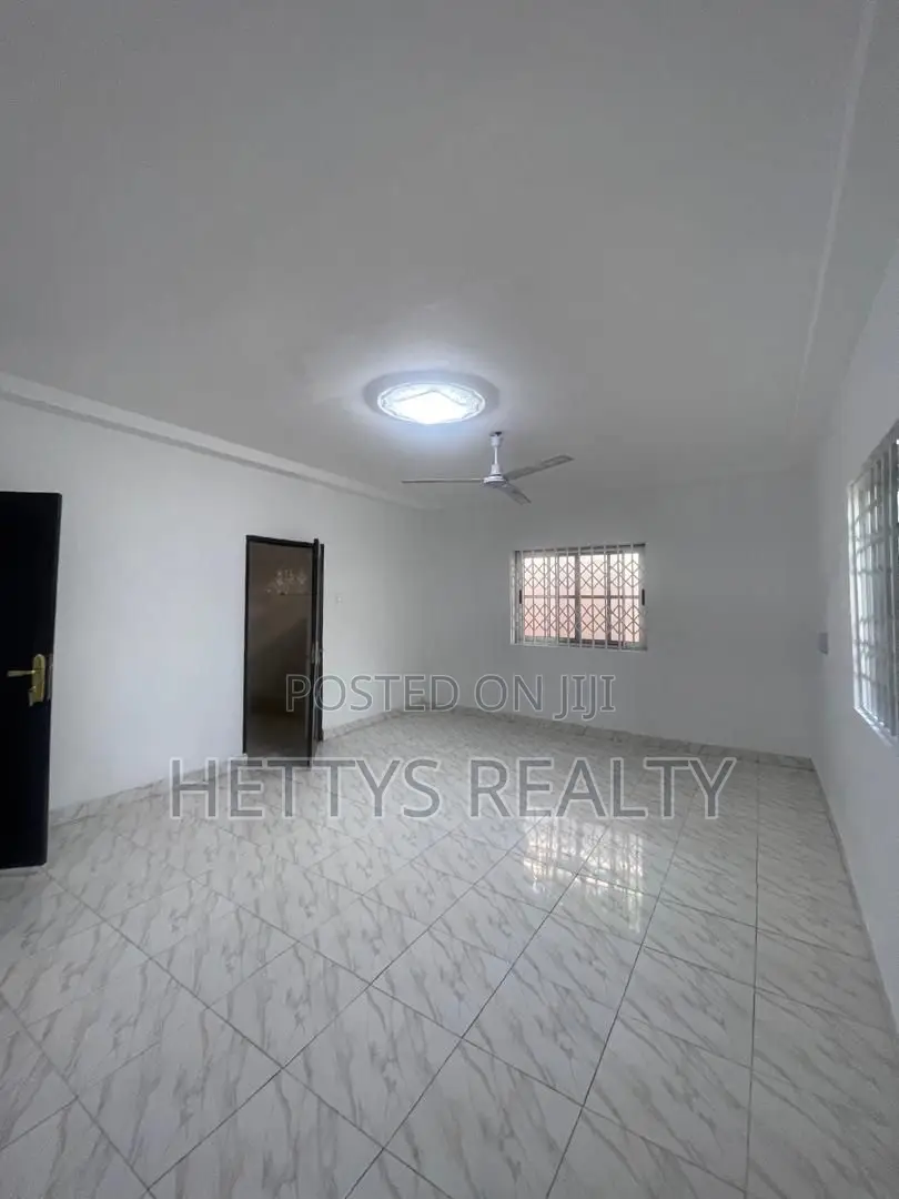 3bdrm House in Amasaman for sale