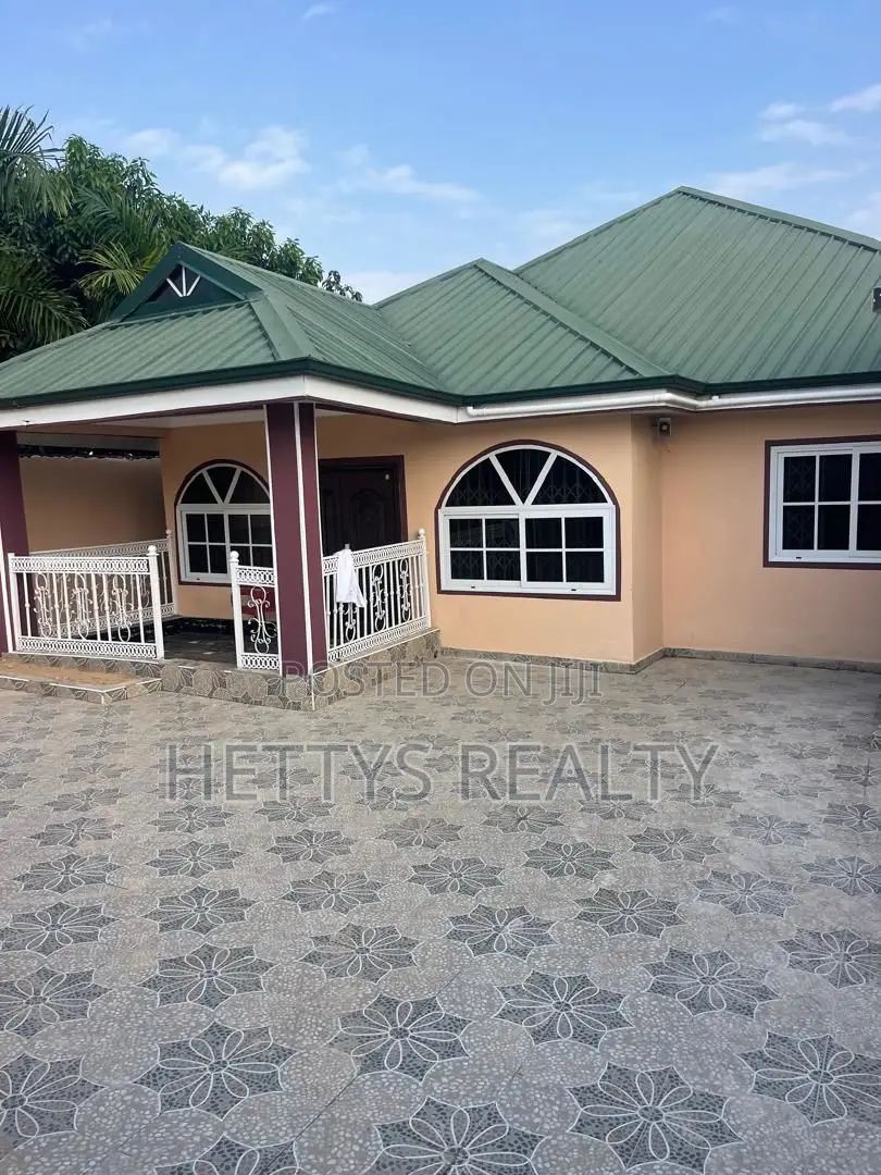 3bdrm House in Amasaman for sale