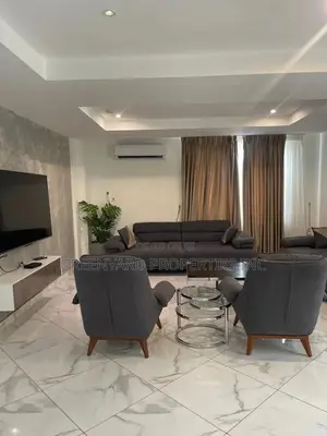 Furnished 4bdrm Townhouse / Terrace in Adjiringanor, Adjiriganor