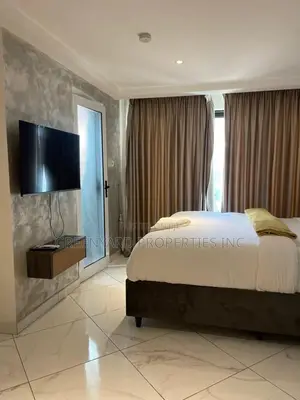 Furnished 4bdrm Townhouse / Terrace in Adjiringanor, Adjiriganor