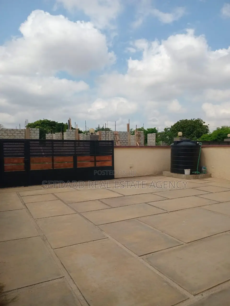 2bdrm Duplex in Sefdard Properties, Achimota for sale