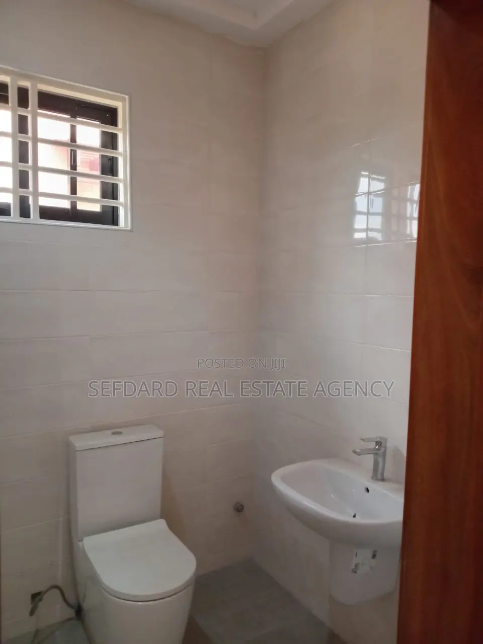 2bdrm Duplex in Sefdard Properties, Achimota for sale