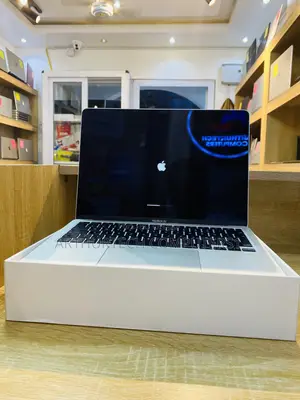 New Laptop Apple MacBook Air 2020 8GB Intel Core I3 SSD 256GB