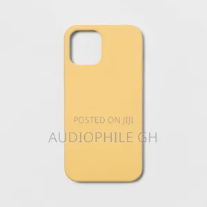 Heyday iPhone 13 Pro Max Silicone Case Yellow With Magsafe