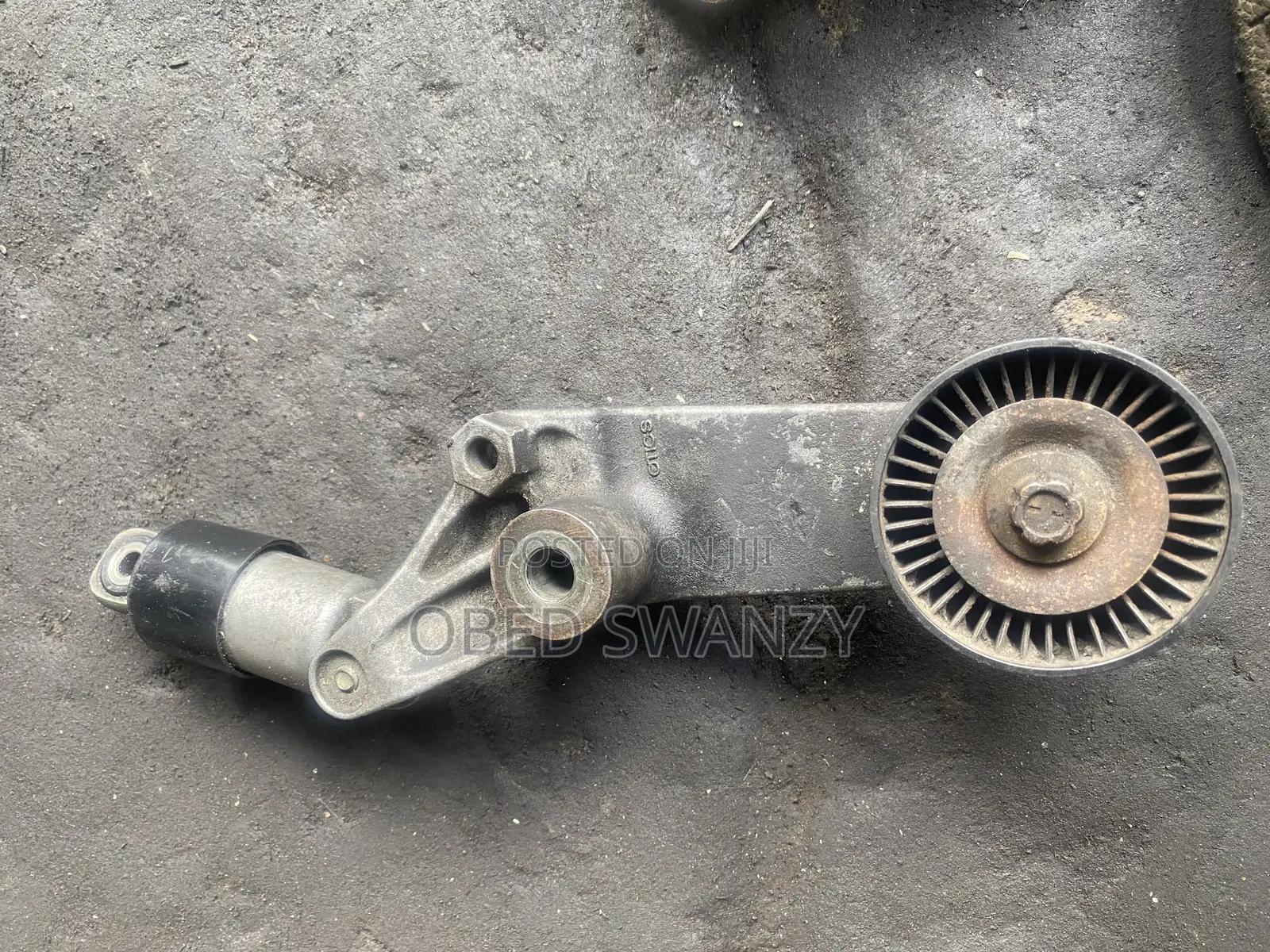 2005 Toyota Corolla Engine Adjuster Only
