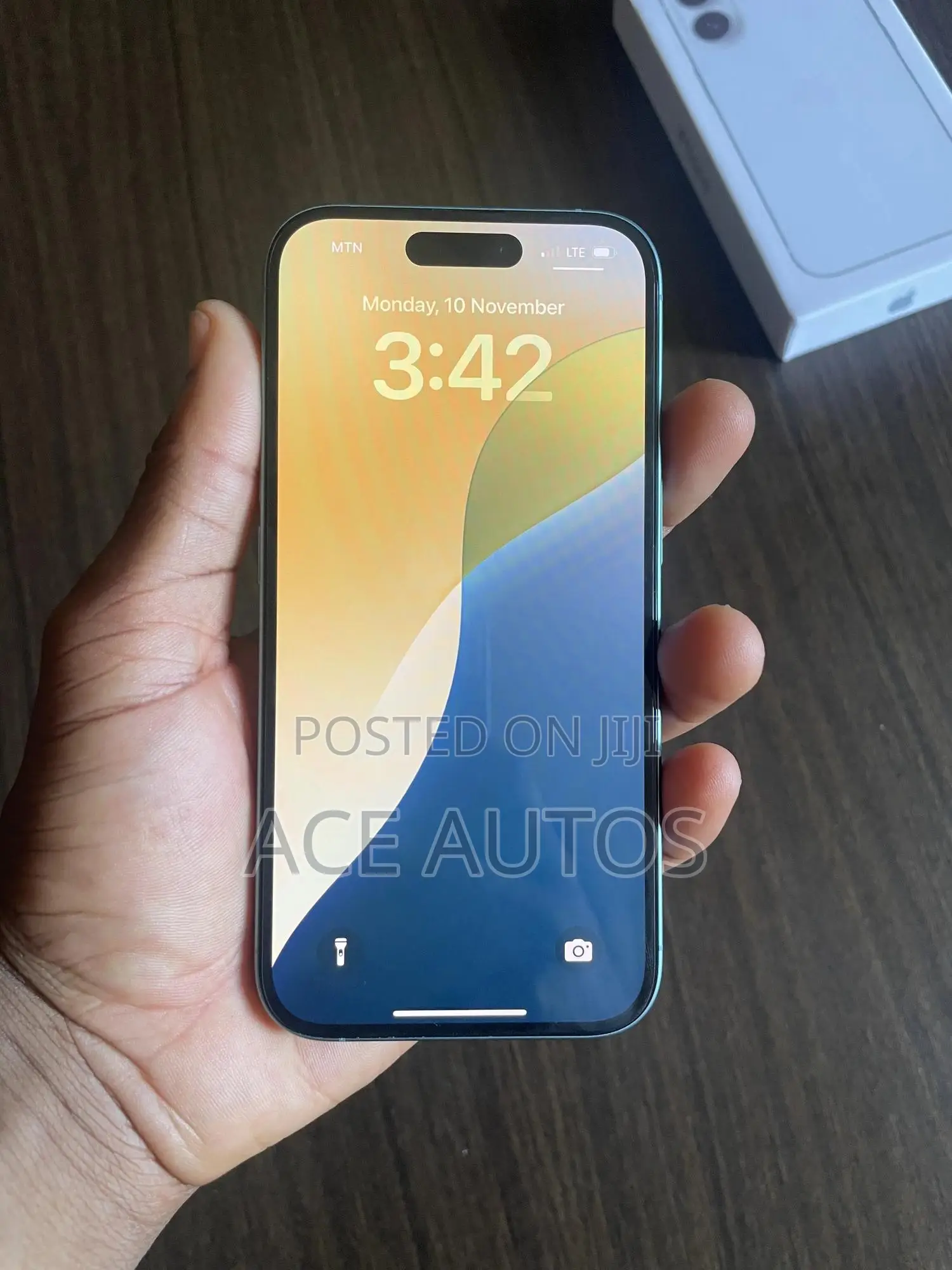 New Apple iPhone 16 128 GB Green