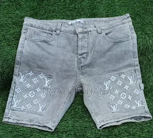 Look Sharp, Feel Confident – Men’S Jeans In Sowutwuom