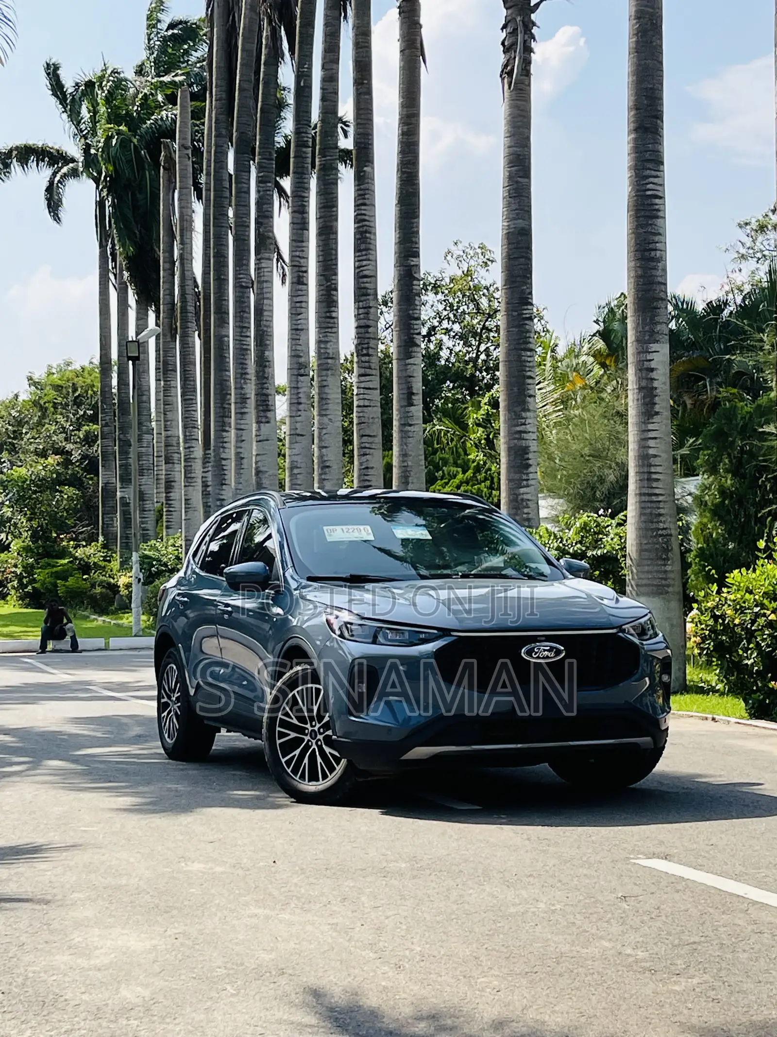 Ford Escape Platinum 2023 Blue