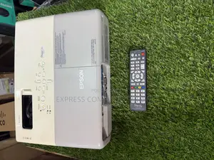 Epson Powerlite 83+ Multimedia Projector Lumen 2200 Remote