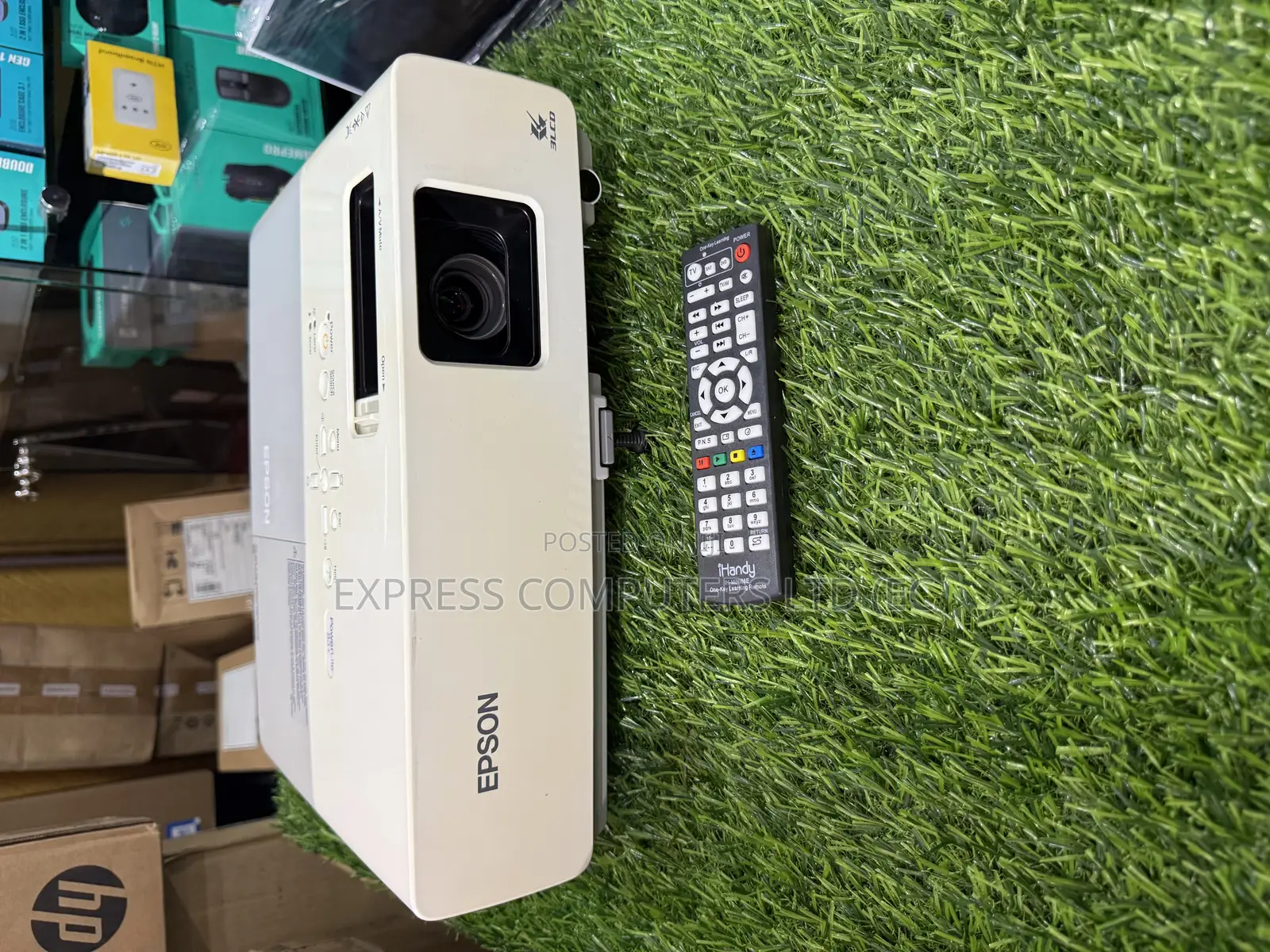 Epson Powerlite 83+ Multimedia Projector Lumen 2200 Remote