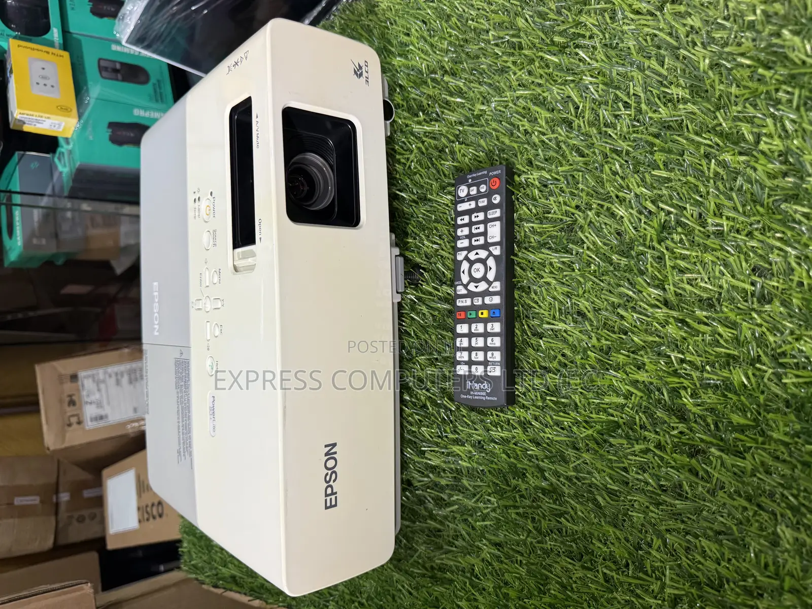 Epson Powerlite 83+ Multimedia Projector Lumen 2200 Remote