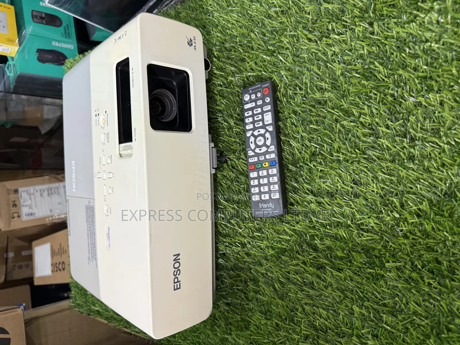 Epson Powerlite 83+ Multimedia Projector Lumen 2200 Remote