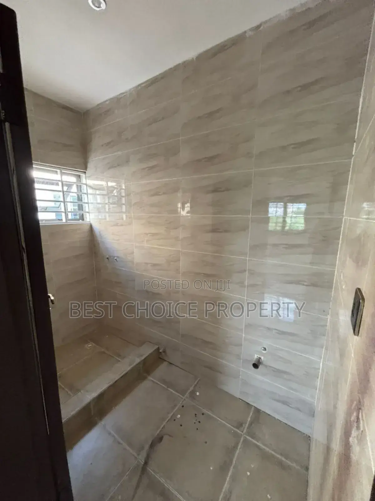 Executive 4 Bedroom Duplex House for Sale at Adenta Ashiyie