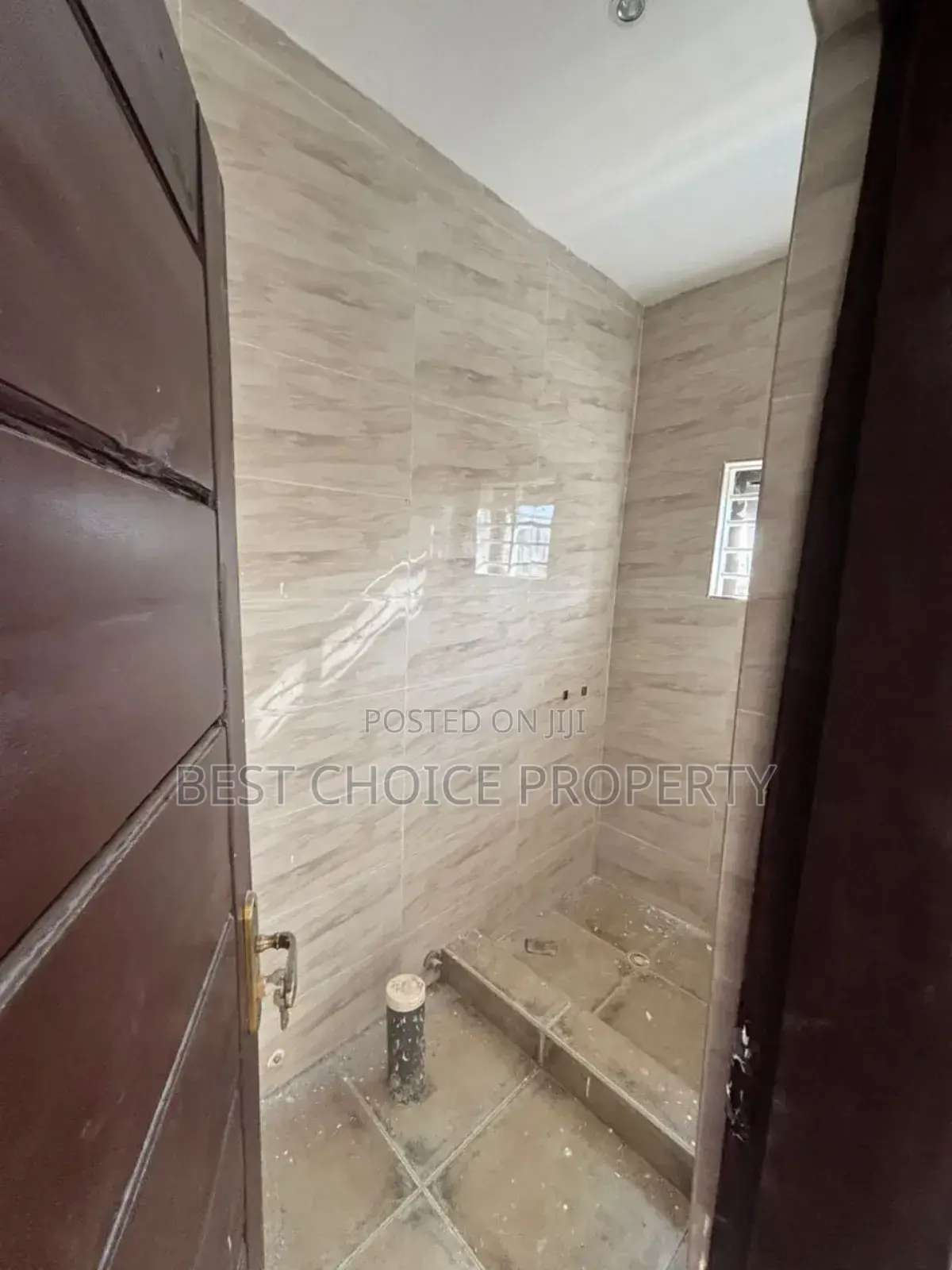 Executive 4 Bedroom Duplex House for Sale at Adenta Ashiyie