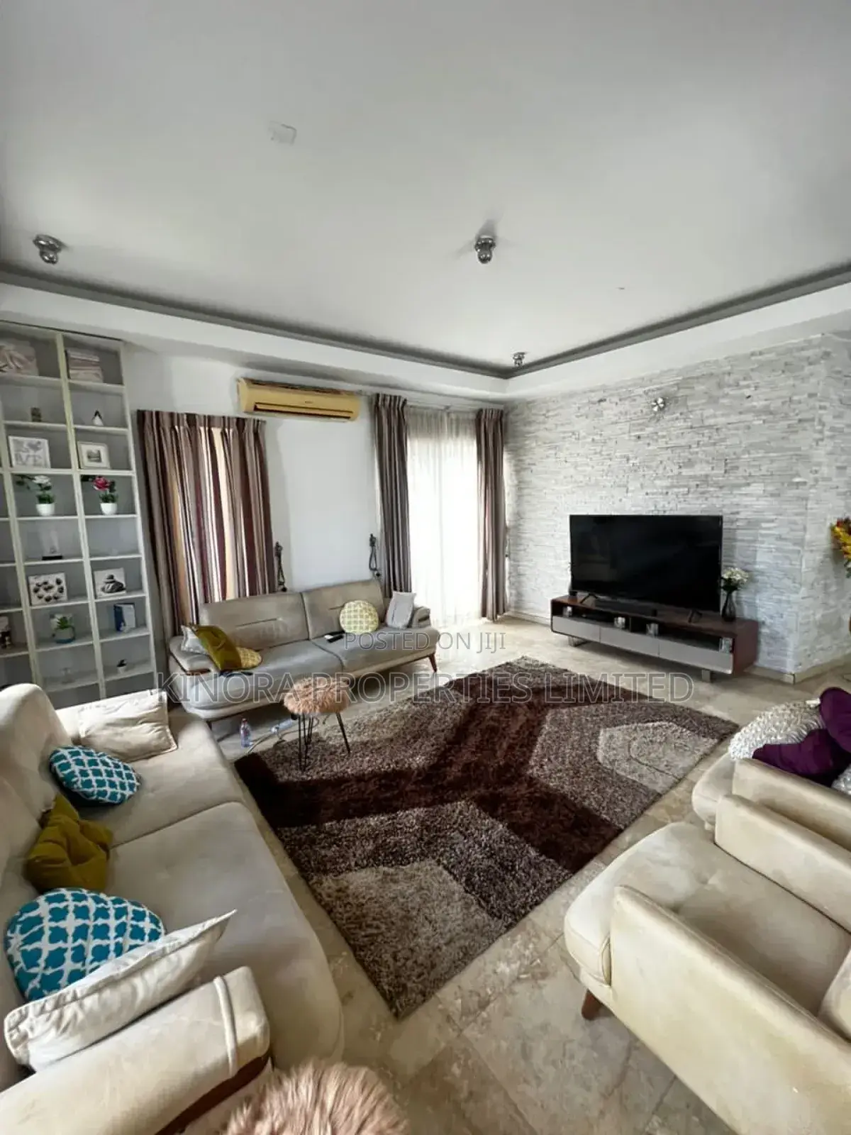 5bdrm Duplex in Dzorwulu, Dworwulu for rent