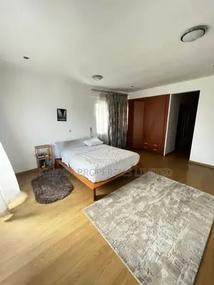 5bdrm Duplex in Dzorwulu, Dworwulu for rent