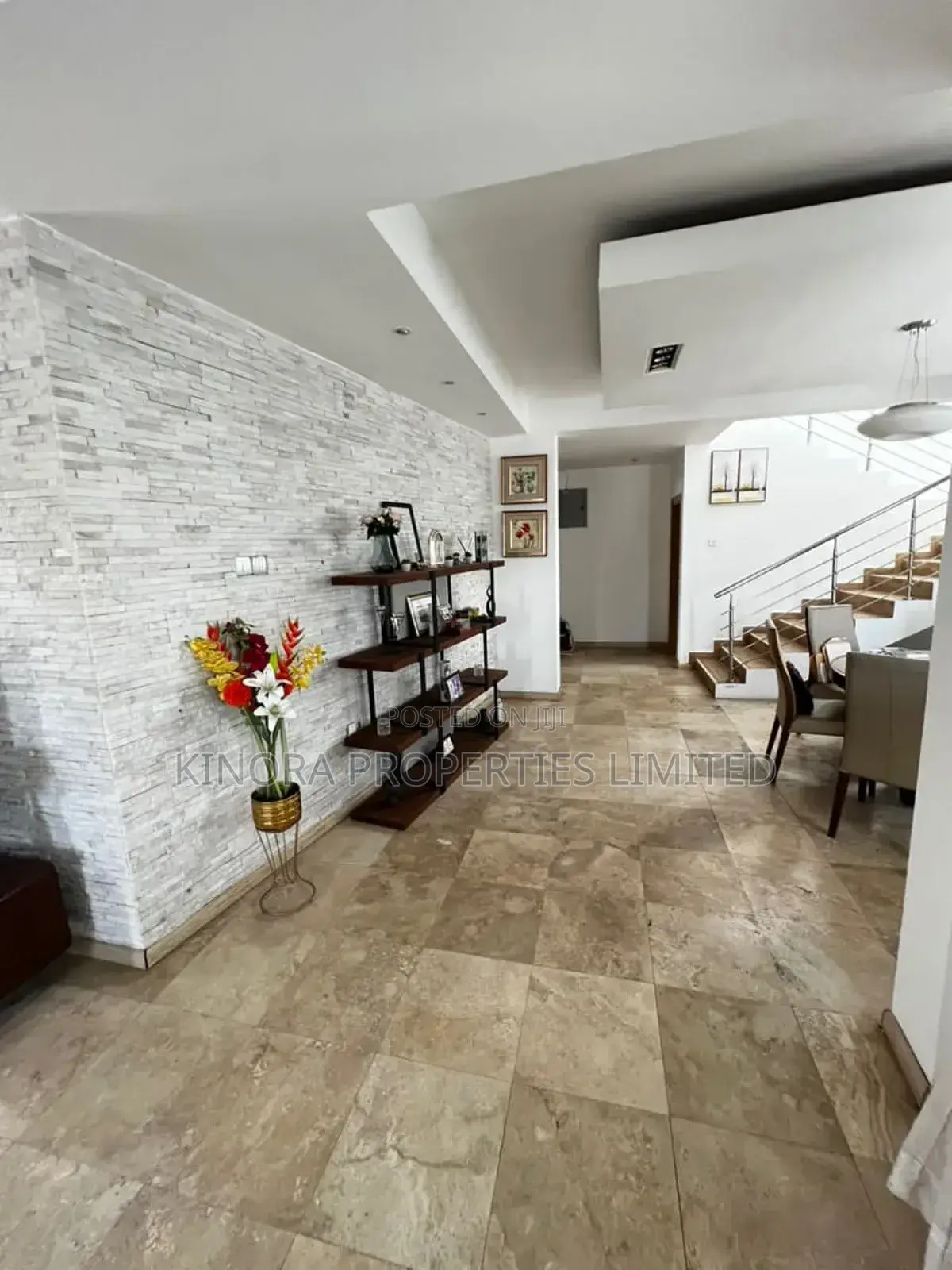 5bdrm Duplex in Dzorwulu, Dworwulu for rent