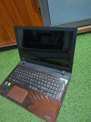 Laptop Toshiba Satellite L50 16GB Intel Core i5 HDD+SSD 128GB