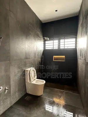 3bdrm House in New Legon Amanfrom -, Ga East Municipal for sale