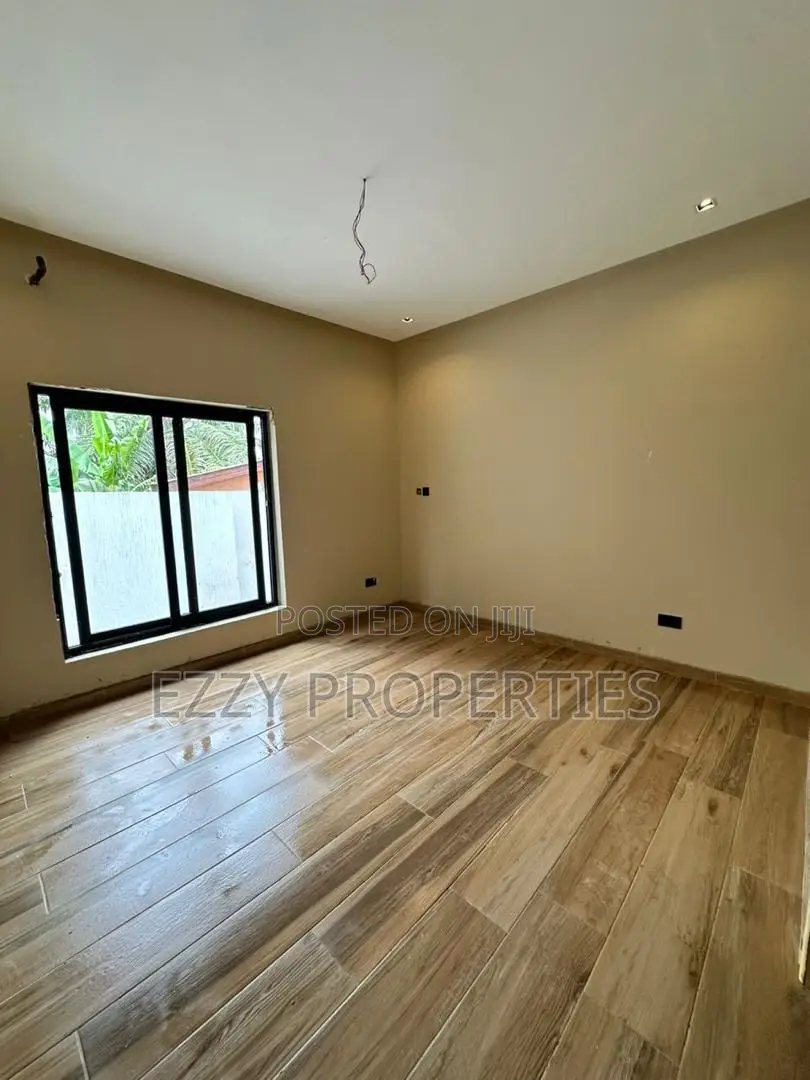 3bdrm House in New Legon Amanfrom -, Ga East Municipal for sale