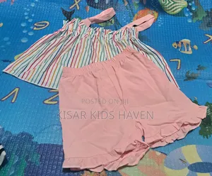 Walk Neatly With This Top and Down for Girl 2 to 3 Years