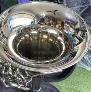 Yamaha Yep-621s Silver-Plated Bb Euphonium.