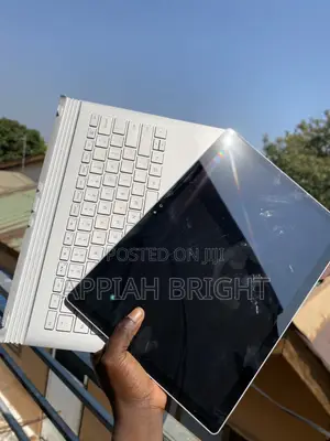 Laptop Microsoft Surface Book 8GB Intel Core I5 SSD 256GB