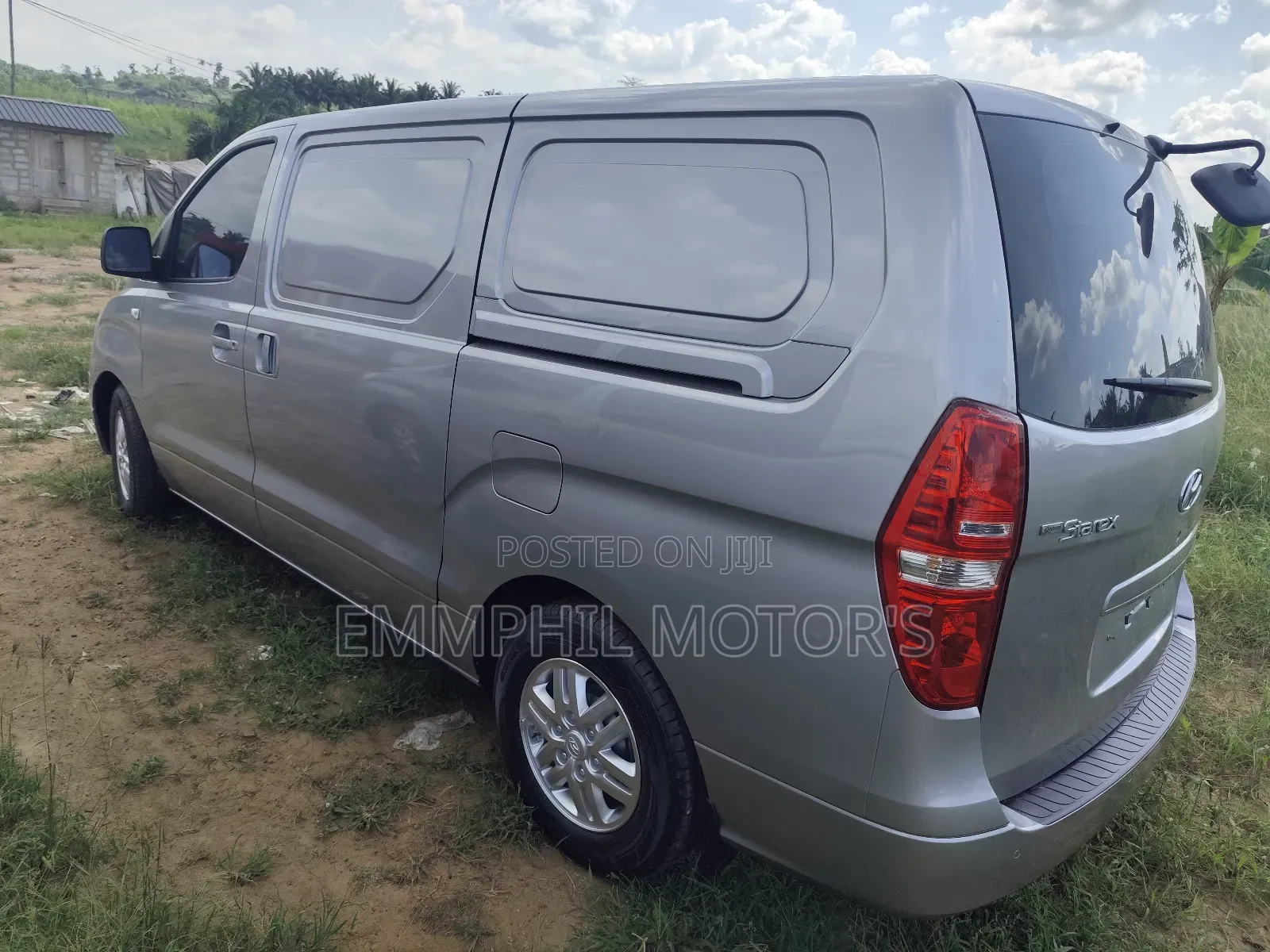 Hyundai Starex 2016 Grey