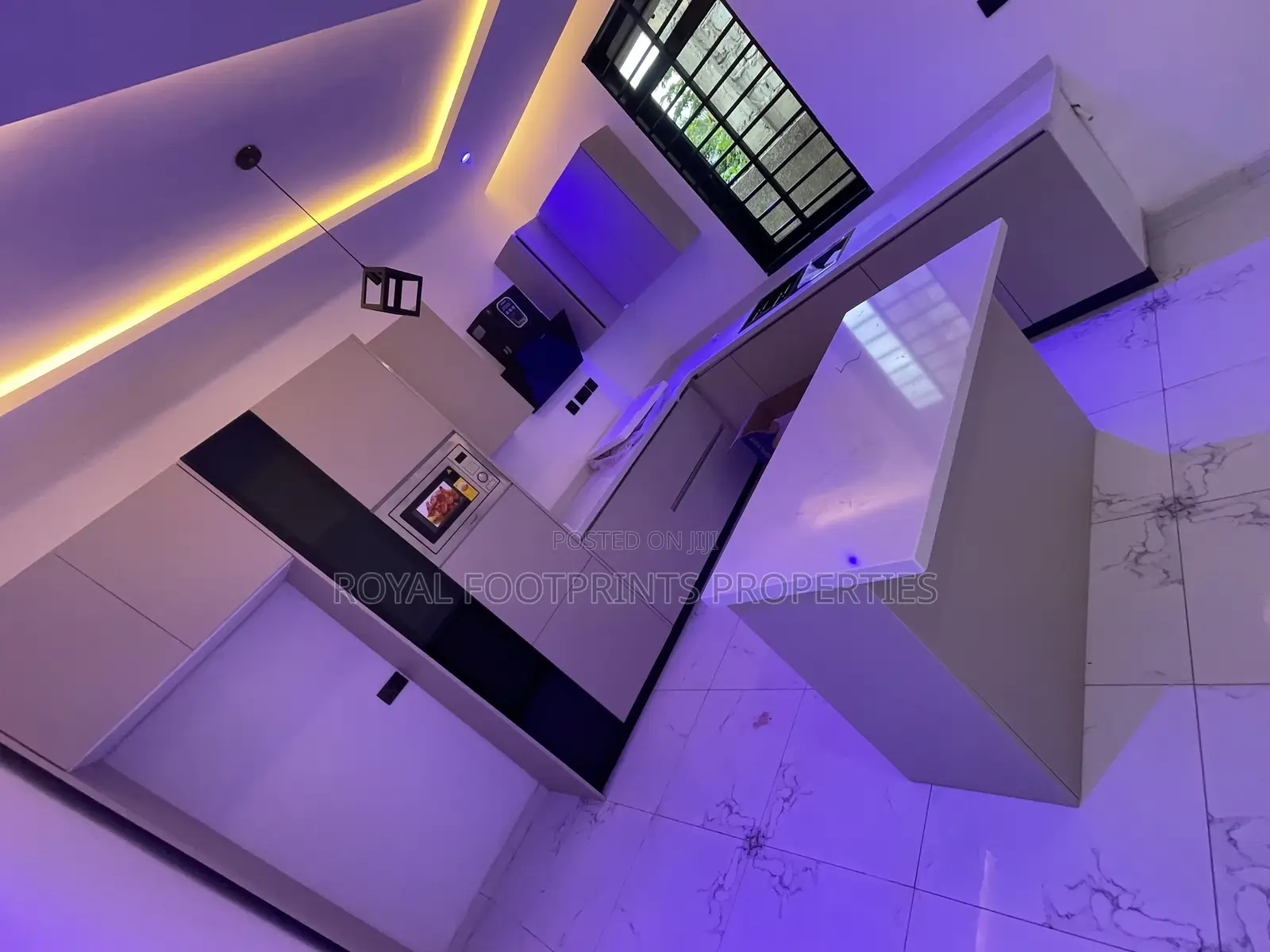 3bdrm House in Luxelooks Properties, East Legon for rent