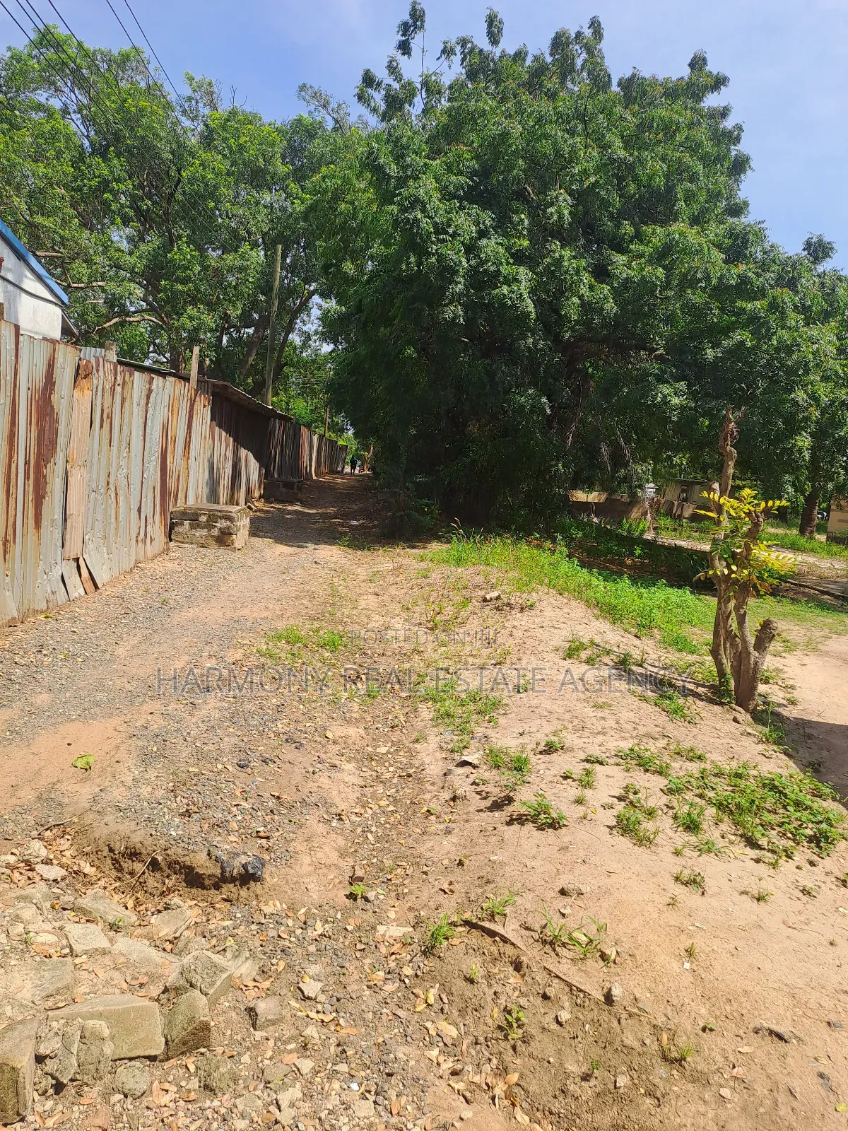47 Plots Forsale -Airport