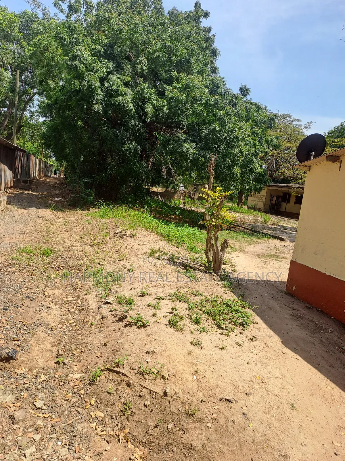 47 Plots Forsale -Airport