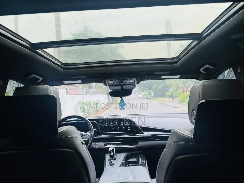Cadillac Escalade 2022 Black