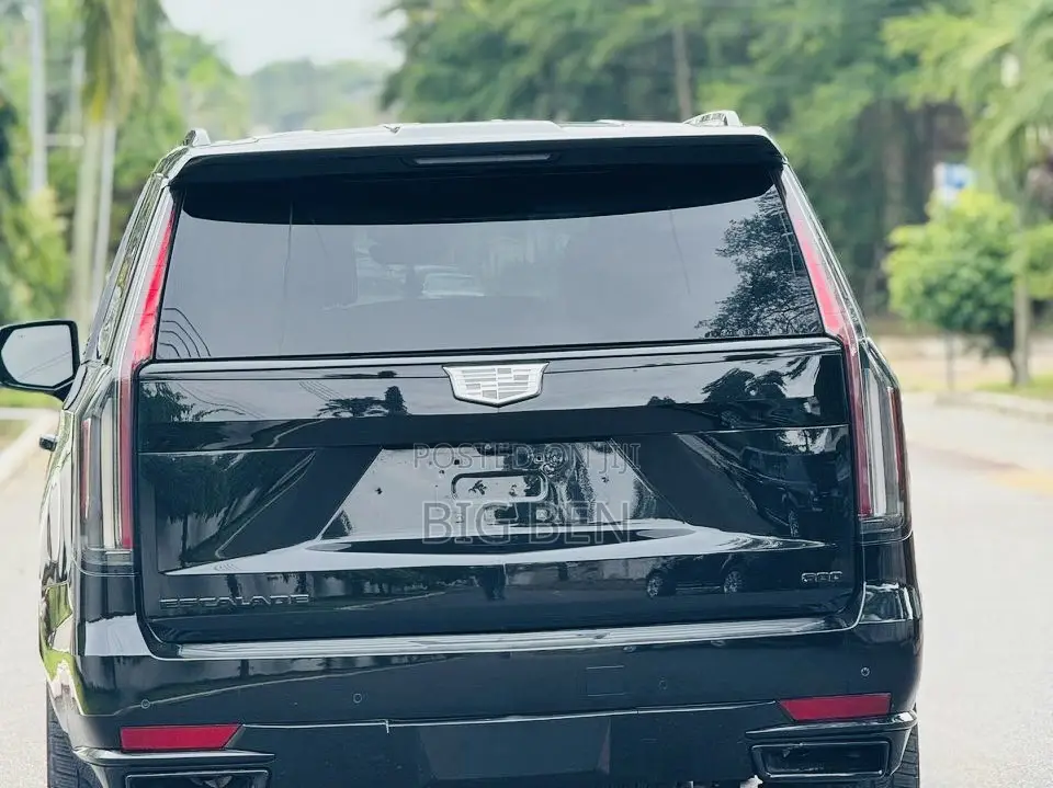 Cadillac Escalade 2022 Black