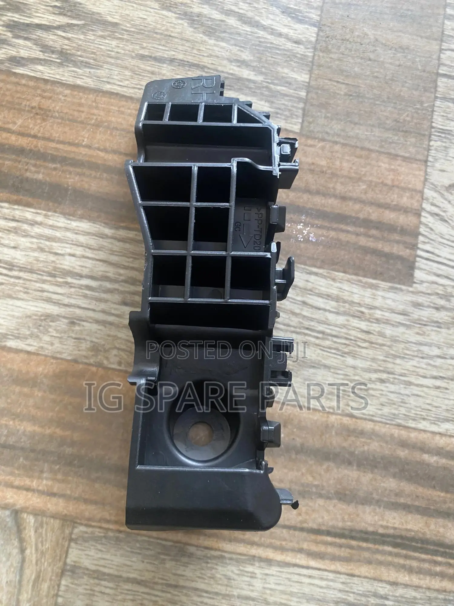 Hyundai Creta 2016-2018 Front Bumper Bracket