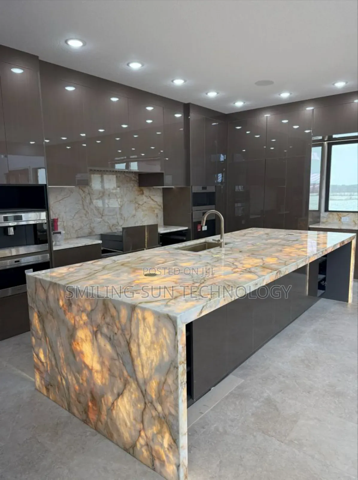 Kitchen Mable Decor