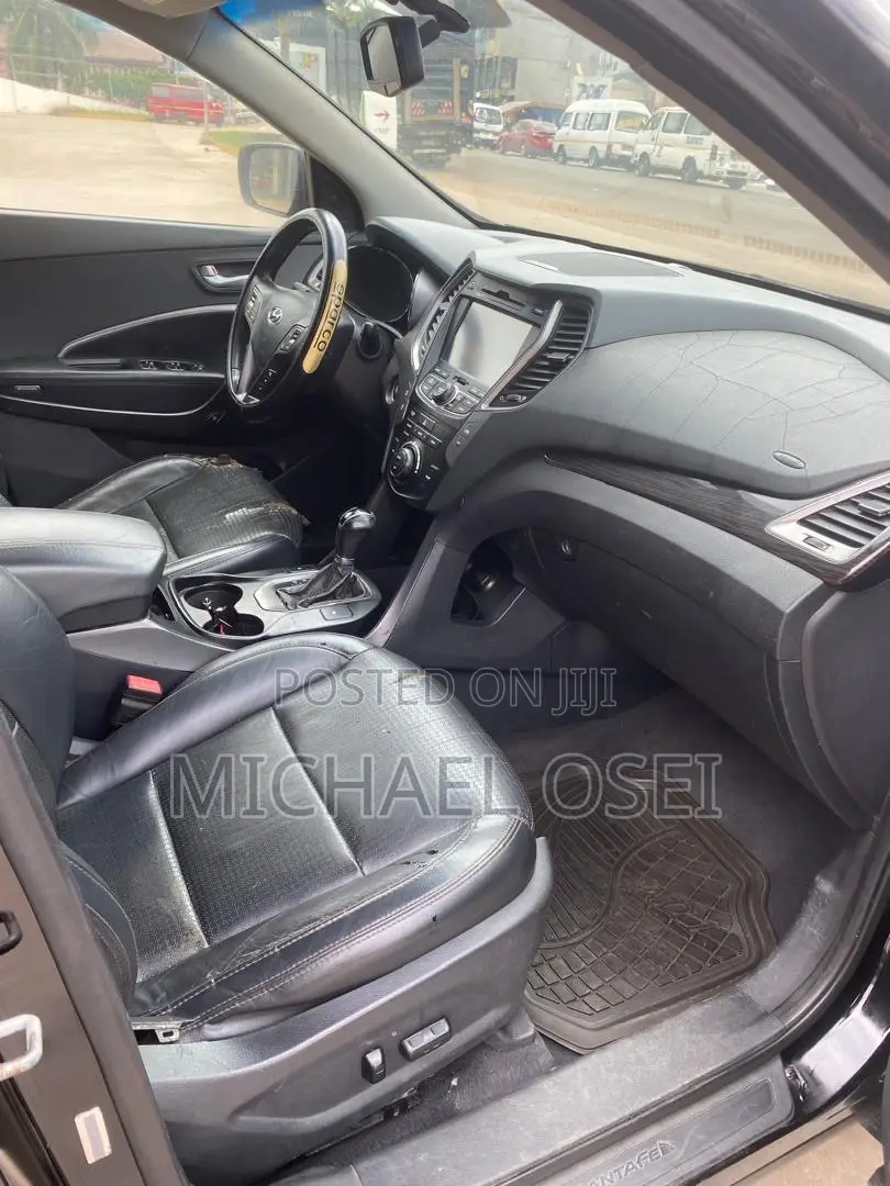 Hyundai Santa Fe 2014 Black