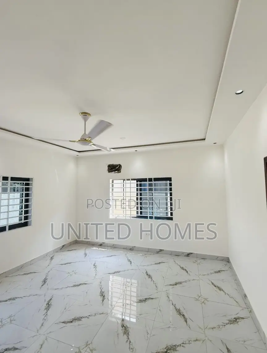 3bdrm House in Ablekuma for sale