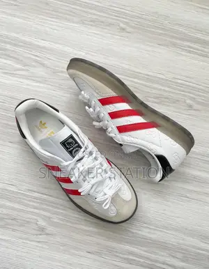Adidas X Hello Kitty Gazelle Indoor