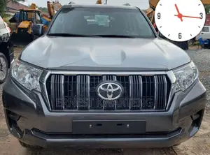 New Toyota Land Cruiser Prado 2.8 2023 Silver