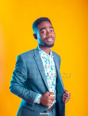 It Technician, Photographer, Graphic Designer, Financial Consultant