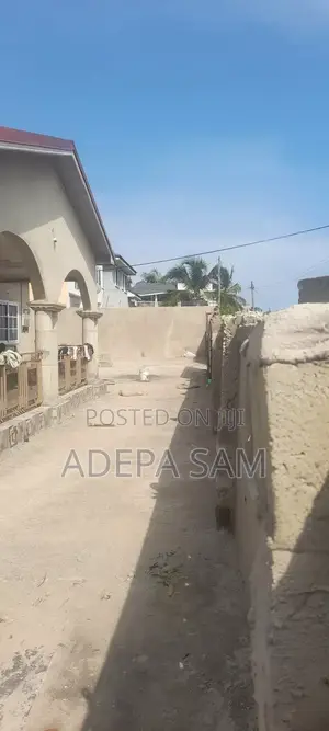 5bdrm House in Adepa Glory Estate, Kasoa for rent