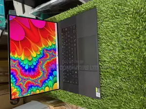 Laptop Dell Precision 5680 32GB Intel Core I9 SSD 1T